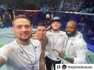 Jeff Molina With Coach And Team Wallpaper