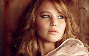 Jennifer Lawrence Beautiful Actress Hd Close-up Wallpaper