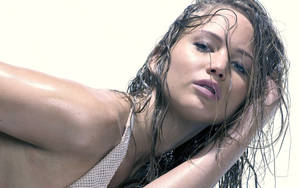 Jennifer Lawrence Daring Bikini Shoot Wallpaper