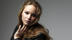 Jennifer Lawrence Fine Details Wallpaper