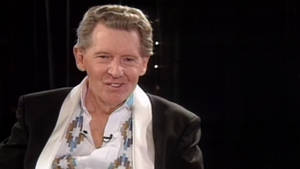 Jerry Lee Lewis In Fancy Suit Wallpaper