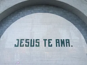 Jesus Loves Everyone, Even In The Smallest Of Ways. Wallpaper