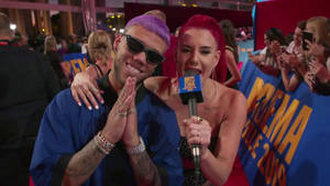 Jhay Cortez And Justina Valentine Wallpaper