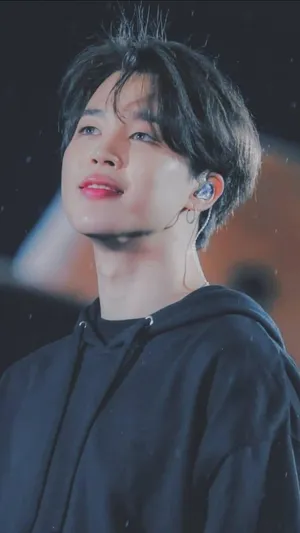 Jimin Aesthetic Look Up Shot Wallpaper