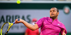 Jo-wilfried Tsonga Eyes Fixed On Ball Wallpaper