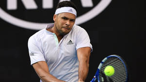 Jo-wilfried Tsonga Grimace During Match Wallpaper