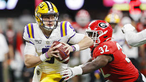 Joe Burrow Tackled Wallpaper