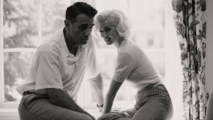 Joe Dimaggio With Wife Wallpaper