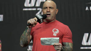 Joe Rogan Announcing Weights Wallpaper