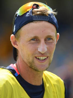 Joe Root In Yellow Wallpaper