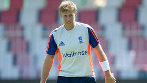 Joe Root Under The Sun Wallpaper