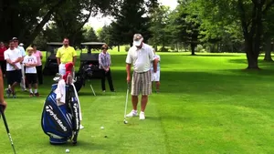 John Cook And Audience Golf Yard Wallpaper