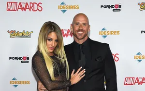 Johnny Sins Posing At Avn Awards Wallpaper