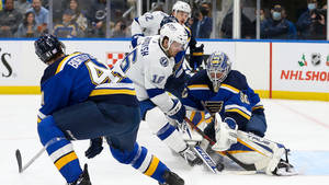 Jordan Binnington Of St. Louis Blues Team Wallpaper