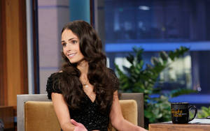 Jordana Brewster Talk Show Wallpaper