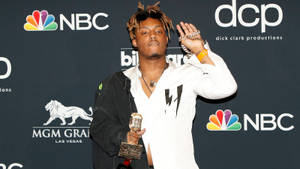 Juice Wrld Award Event Pose Wallpaper