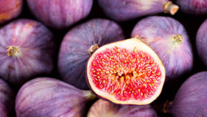 Juicy Figs Food Photography Wallpaper