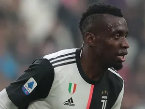 Juventus Midfielder Blaise Matuidi Side View Wallpaper
