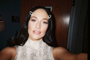 Kacey Musgraves Selfie Wallpaper