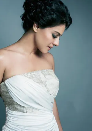 Kajol In White Dress Wallpaper