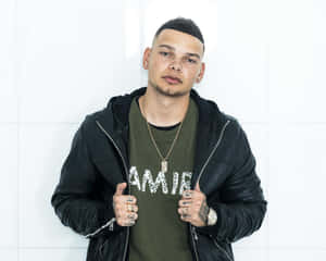 Kane Brown Wearing Hoodie Wallpaper