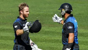 Kane Williamson High Five Wallpaper