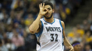 Karl-anthony Towns Three-point Gesture Wallpaper