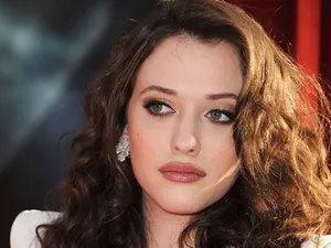 Kat Dennings Portrait 2011 Thor Los Angeles Premiere Wallpaper