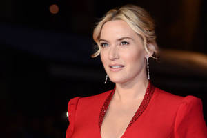 Kate Elizabeth Winslet Red Dress Wallpaper