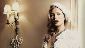 Kate Moss Vintage Photoshoot Wallpaper