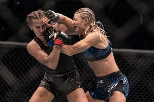 Katlyn Chookagian Fierce Battle Wallpaper