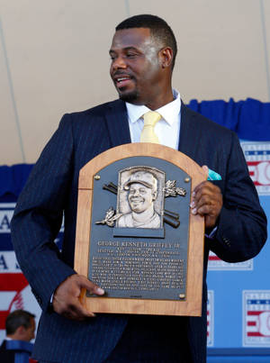 Ken Griffey Jr Hall Of Fame Plaque Wallpaper