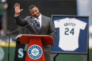 Ken Griffey Jr Retirement Ceremony Wallpaper