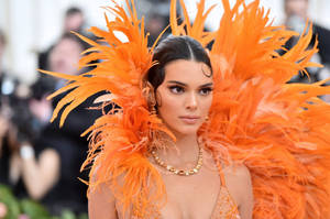 Kendall Jenner Met Gala 2019 Wallpaper