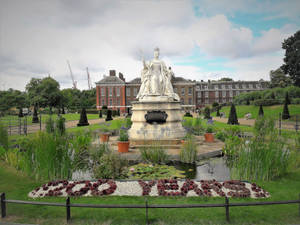 Kensington Palace - A Royal Residence Of 200 Years Wallpaper