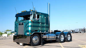 Kenworth Metallic Green Truck Wallpaper