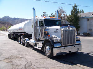 Kenworth W900 Tanker Wallpaper