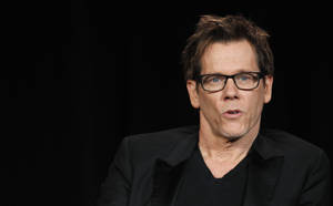 Kevin Bacon In Black Wallpaper