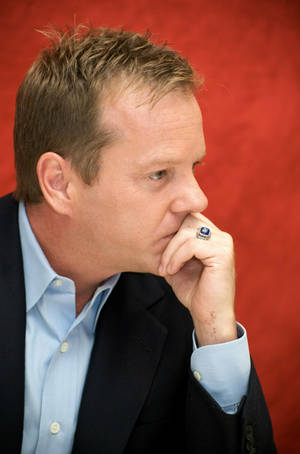 Kiefer Sutherland At 24 Redemption Press Conference Wallpaper