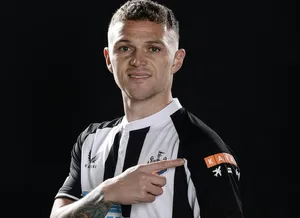 Kieran Trippier Logo Wallpaper