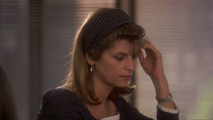 Kirstie Alley Charmingly Portraying The Character Mollie In The Hit Film, Look Who's Talking Wallpaper