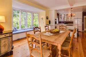 Kitchen With Natural Warm Light Wallpaper