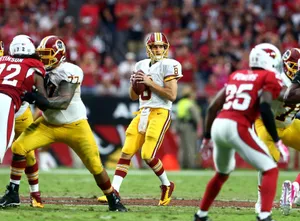 Korey Stringer Protecting Kirk Cousins Wallpaper