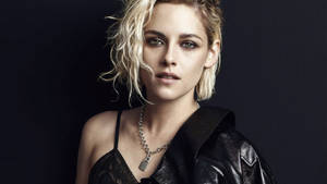 Kristen Stewart Beautiful Actress Hd Wallpaper