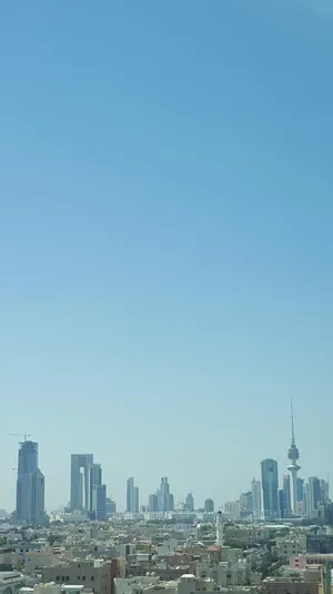Kuwait Open Blue Sky Wallpaper