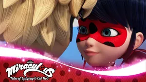 Ladybug And Cat Noir Kiss Miraculous Wallpaper