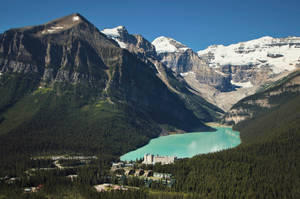 Lake Louise Canada Wide Shot Wallpaper