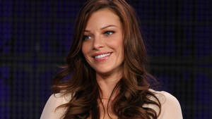 Lauren German With Long Wavy Hair Wallpaper