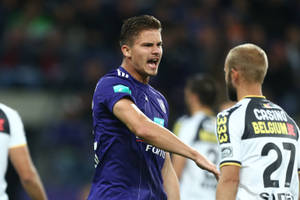 Leander Dendoncker Purple Wallpaper