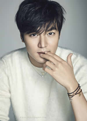 Lee Min Ho Singer Model Wallpaper